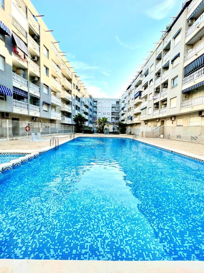 Torrevieja Comfortable Apartment Exteriör bild
