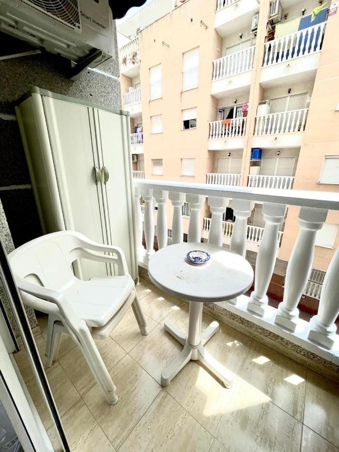 Torrevieja Comfortable Apartment Exteriör bild