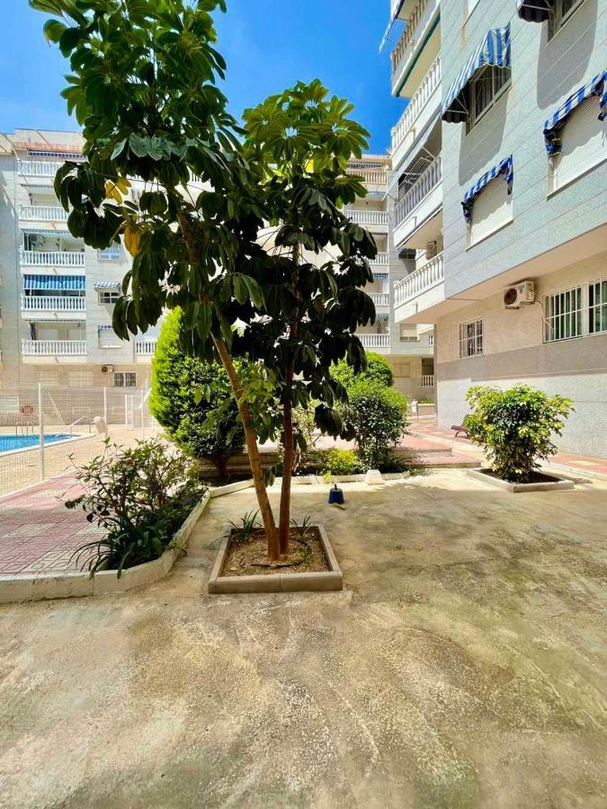 Torrevieja Comfortable Apartment Exteriör bild